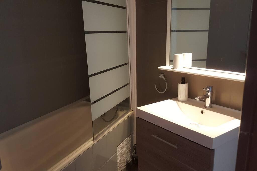 Joli Appartement A 300 M De La Plage ラバンヌ エクステリア 写真